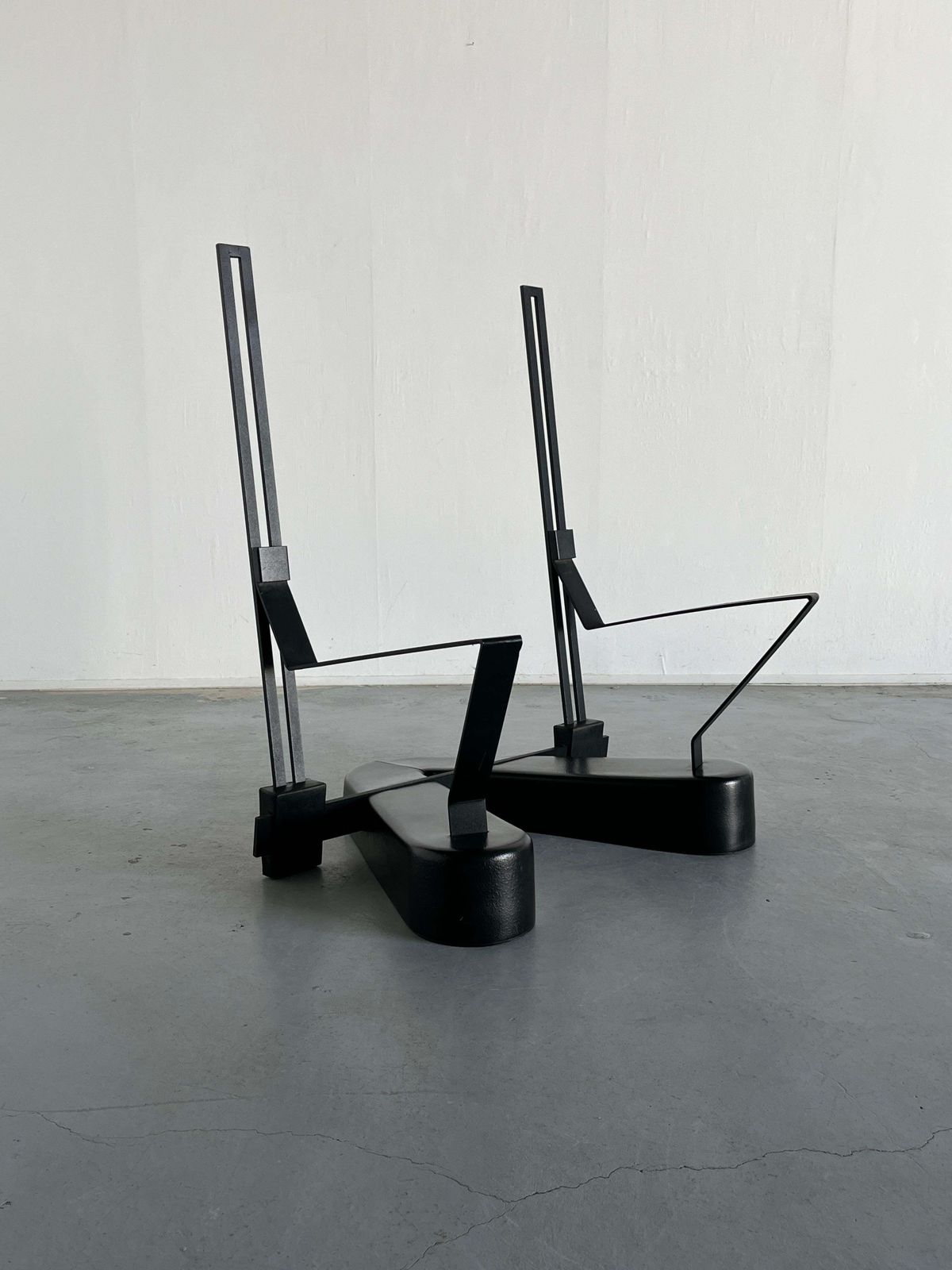 photo vinterior Large Italian Sling Butterfly Lounge Chair In Suede And Metal, 1980s