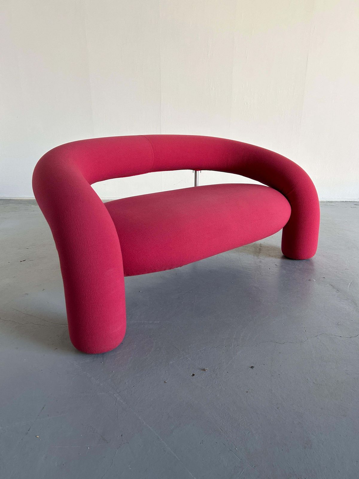 Sculptural Tube Sofa By Anna & Carlo Bartoli For Rossi Di Albizzate, 1990s Italy photo vintage