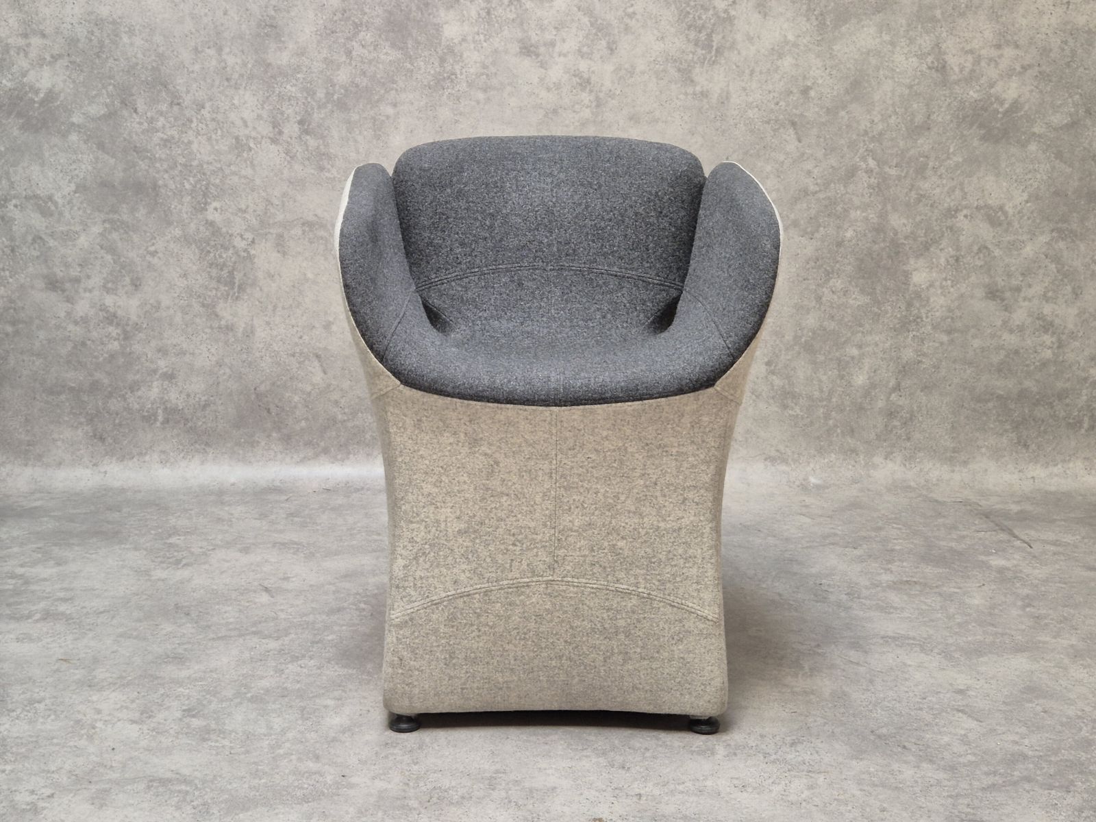 Armchair Bloomy Grey, For Moroso photo furniture