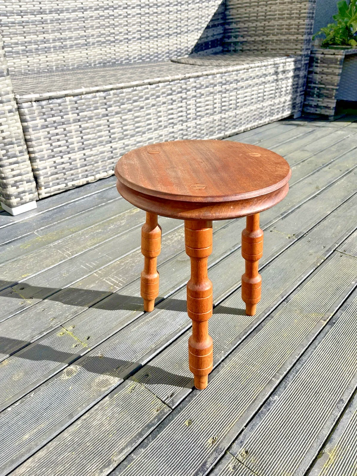 photo buy Dairy Milking Stool Rustic Oak Country Farmhouse Antique Old Vintage Plant Stand