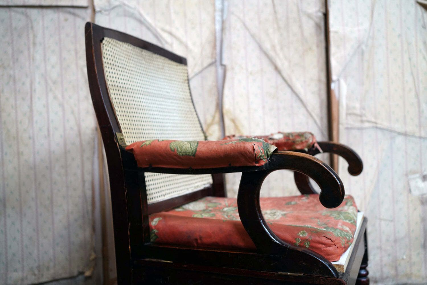 695.0 A Regency/William IV Period Mahogany Campaign & Silk Upholstered Armchair C.1825 37 photo