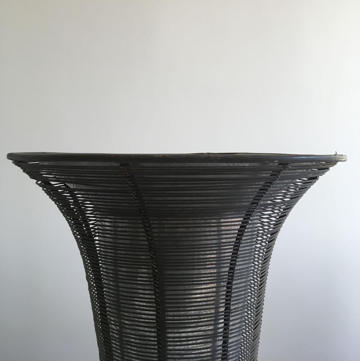 France Iron Wire Minimalist Vase And Planter Bowl photo Home Decor