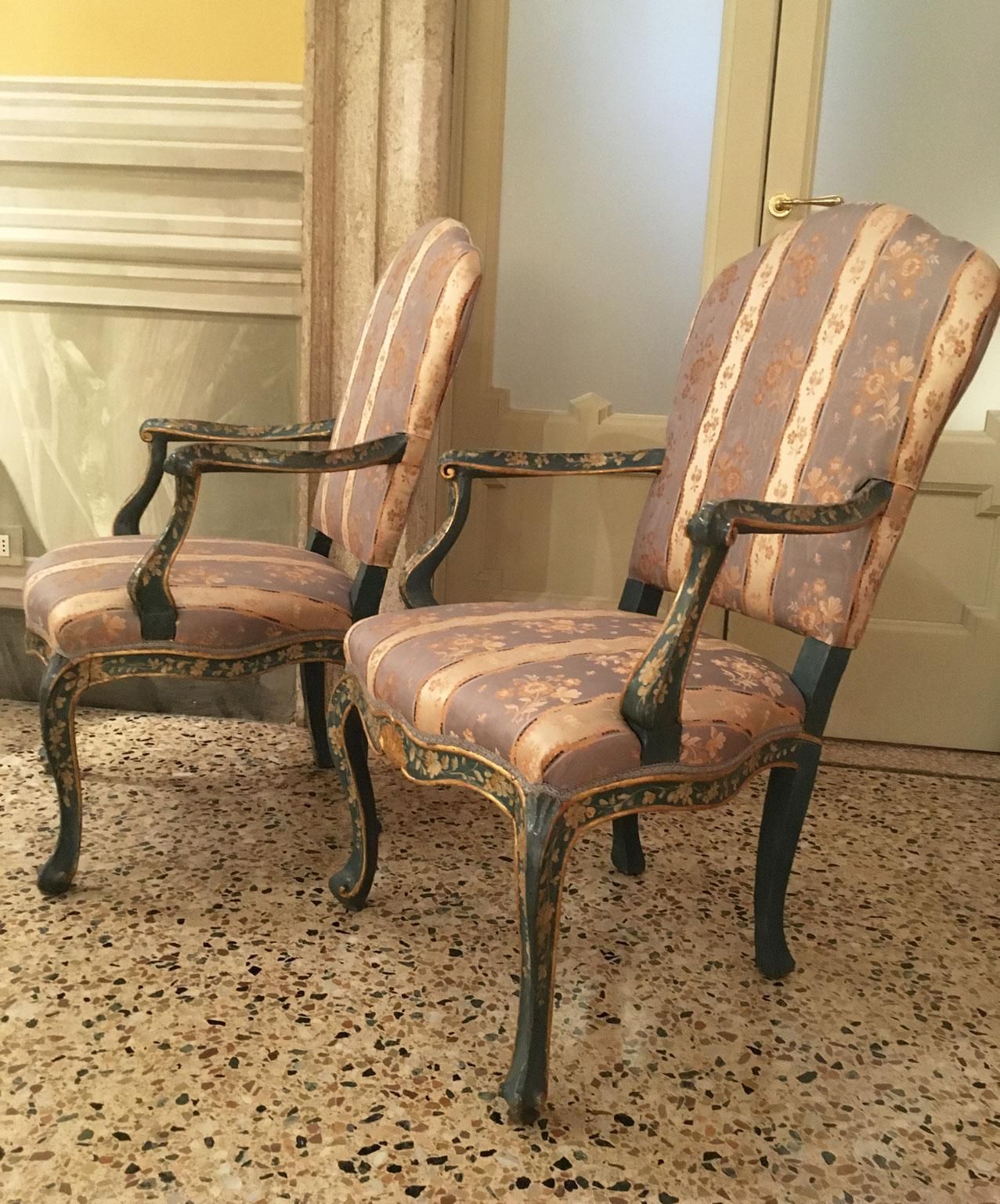 1750 Venezia Italy Set 4 Blue Lacquered Wooden Dining Armchairs With Flowers photo vinterior