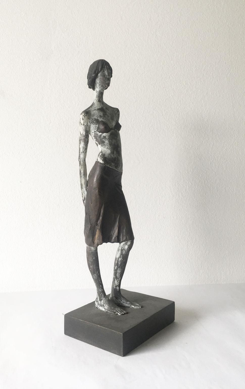 Italy Cast Lost Wax Woman Figurine Bronze Sculpture By Aron Demetz Guardando photo vinterior
