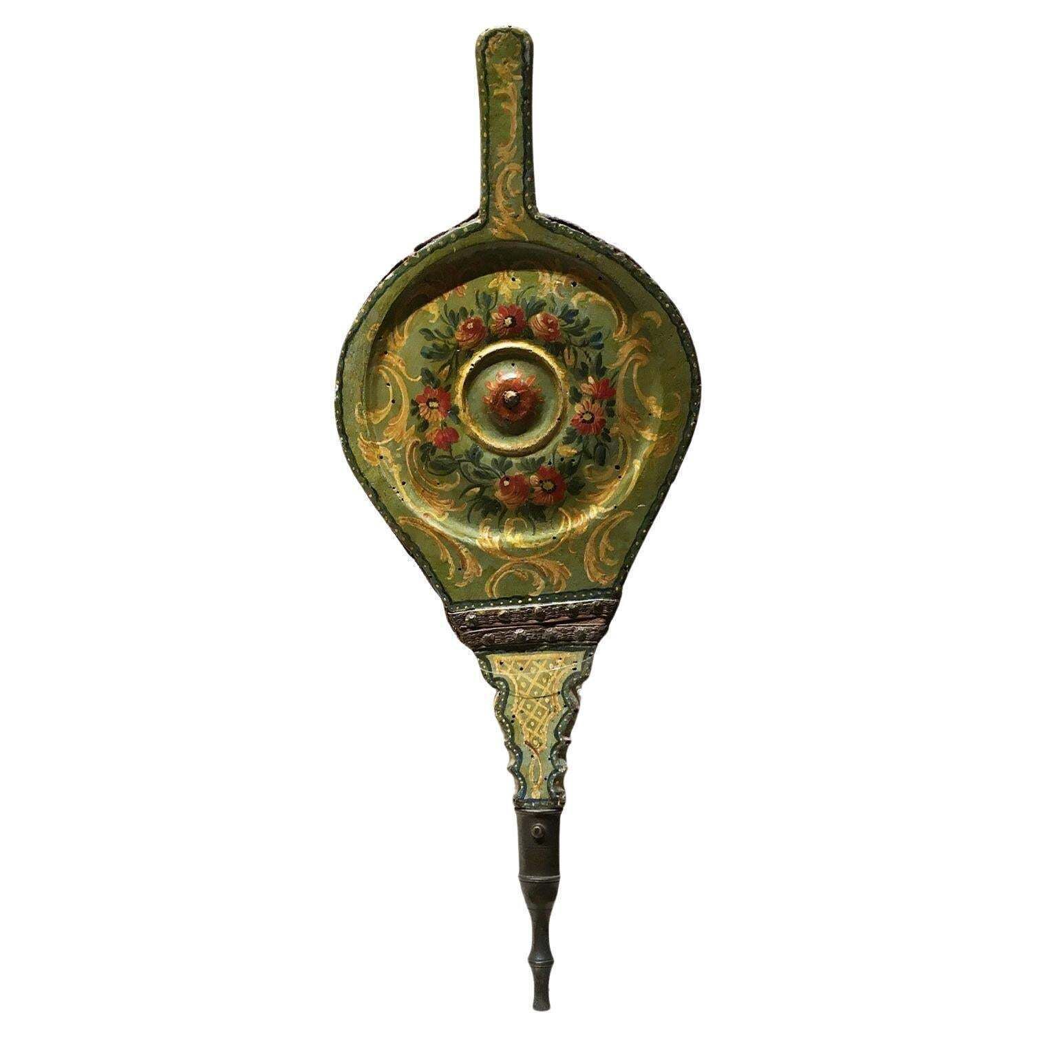 1750 Venezia Italy Green Lacquered Wooden Fireplace Bellows With Flowers