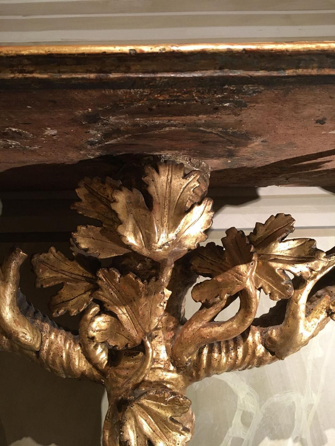 photo furniture 1650 Italy Giltwood Carved Console With Leaves And Bunches Of Grapes