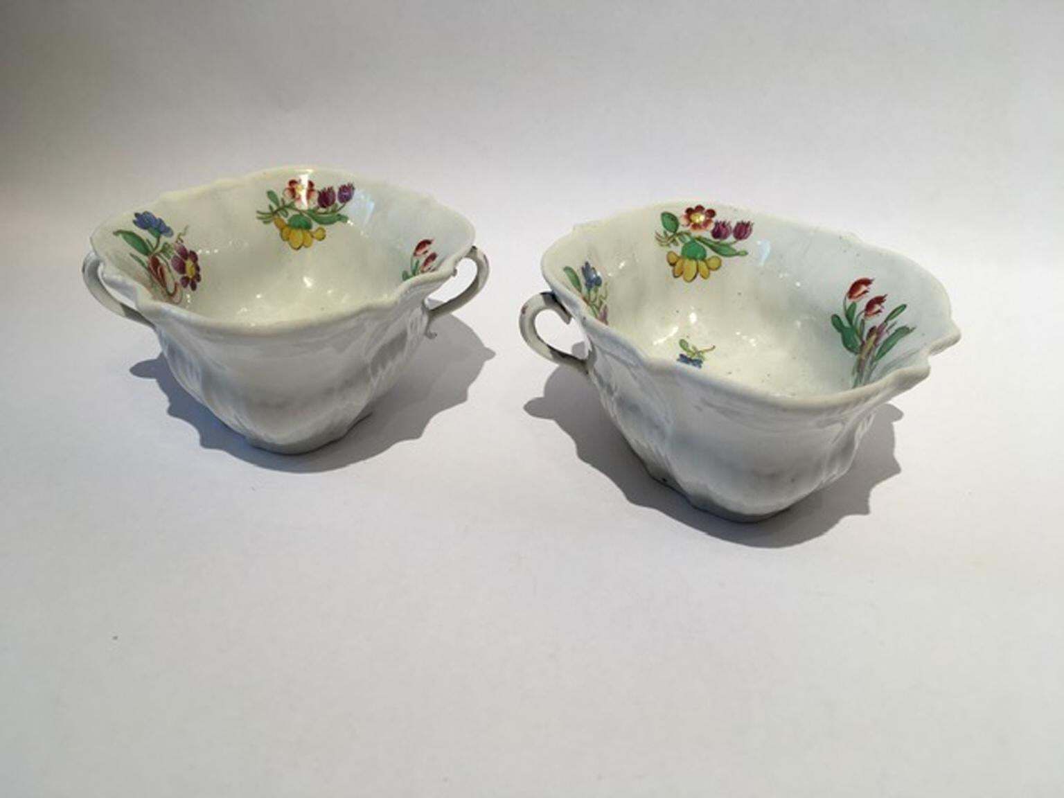 photo furniture Italy 18th Century Italy Richard Ginori Doccia Pair Of Porcelain Sauce Bowls