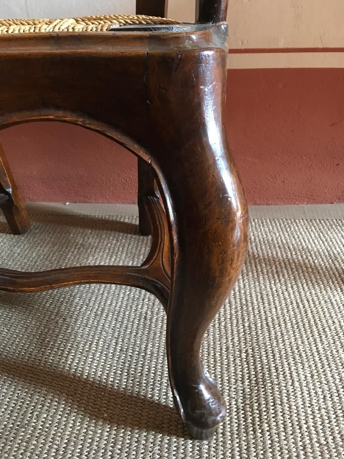 Venezia Mid 18th Century Baroque Hand Carved Walnut Armchair photo Furniture