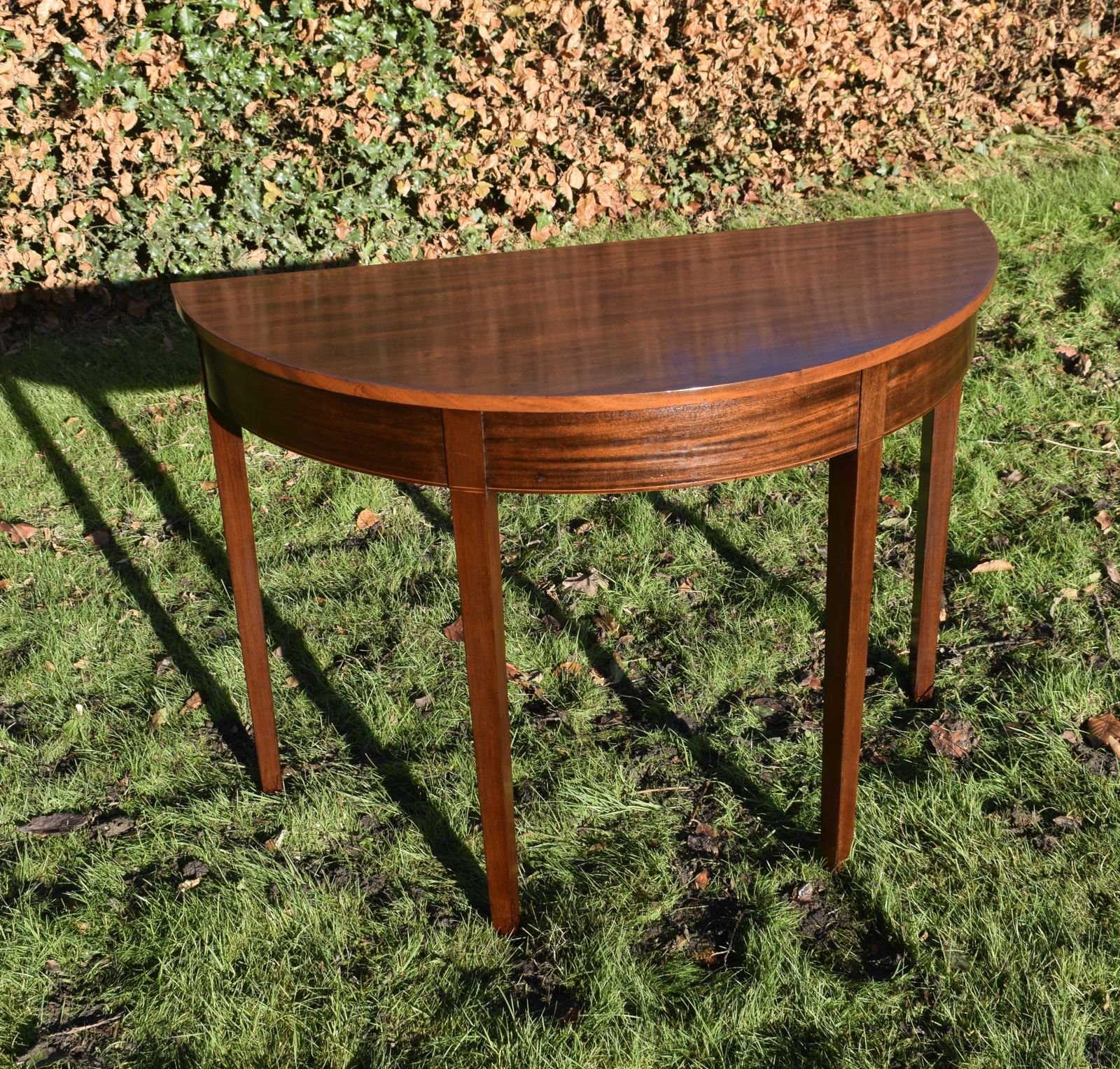 Georgian Mahogany Demi Lune Table