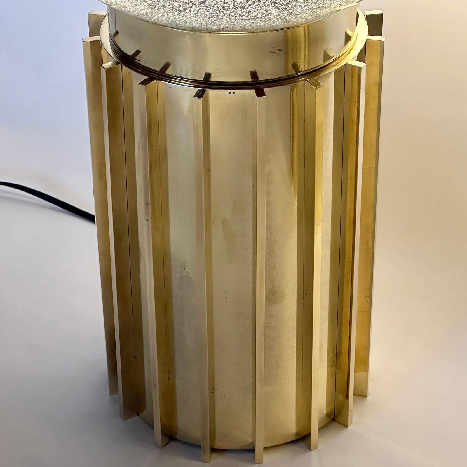 photo for sale Late 20th Century Pair Of Brass & Smoked Pulegoso Murano Art Glass Table Lamps
