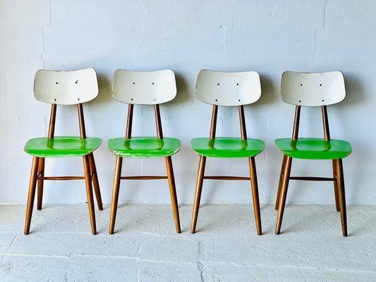 Eetkamerstoelen Van Ton, Ca. Jaren 1960, Set Van 4 photo Meubels