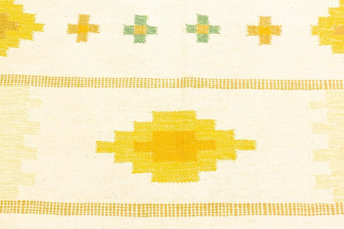Scandinavian Rug Rollakan Cross Motif Design photo 1571.0