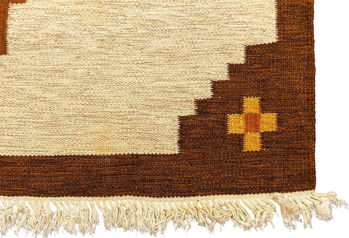 Scandinavian Rug Rollakan Beige Field Color photo 1656.0