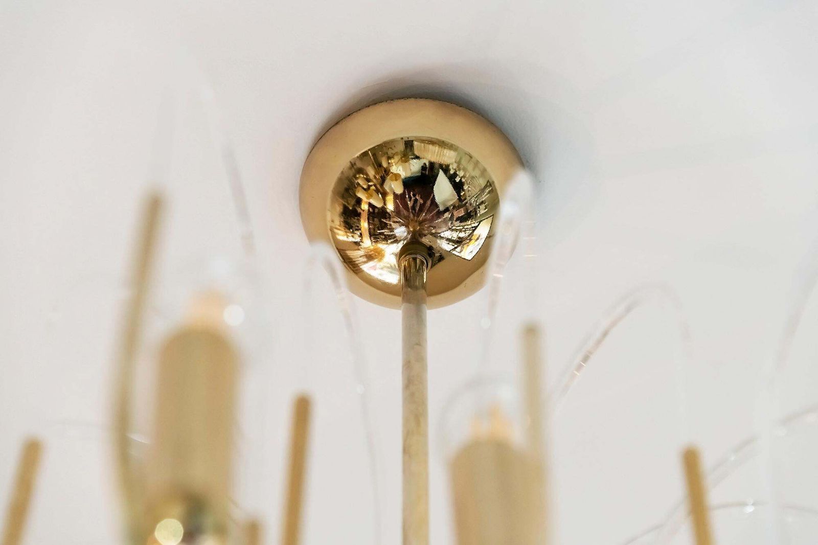 Midcentury Italian Brass And Glass Chandelier By Sciolari photo vinterior