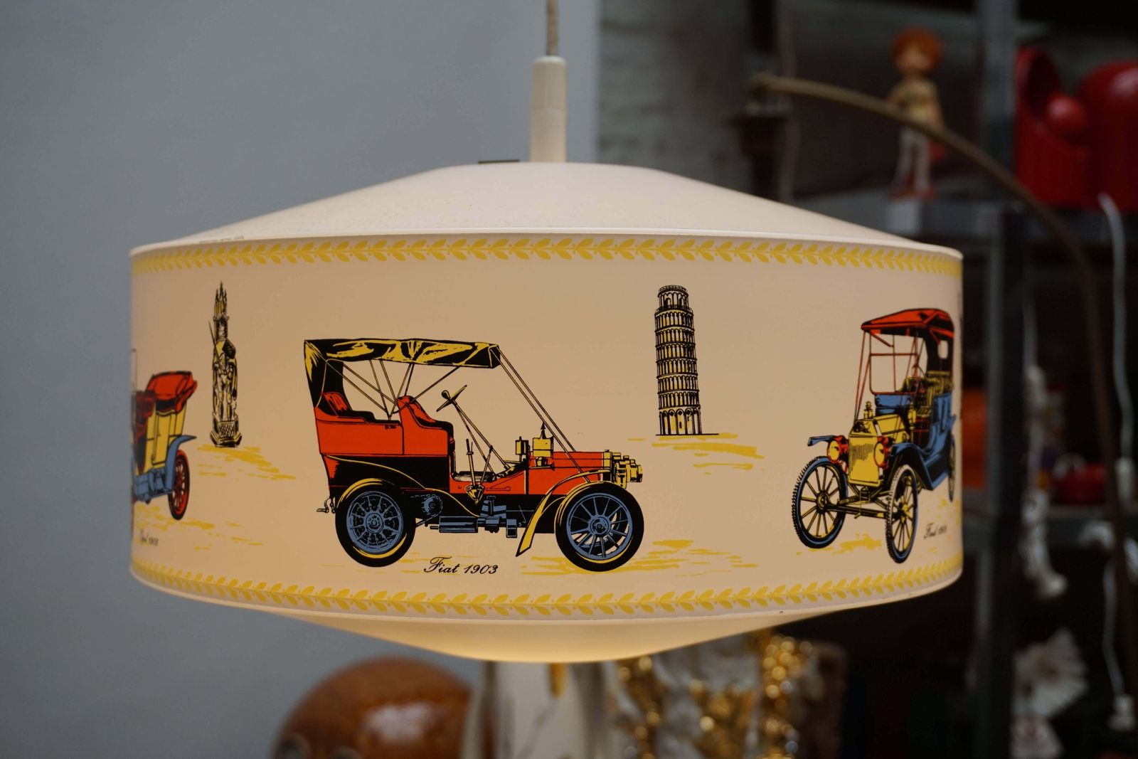 Pendant Light Decorated With Oldtimers photo vinterior