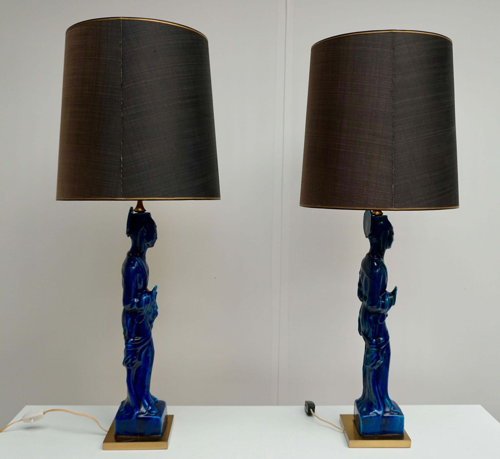 Pair Of Hollywood Regency Standing Buddha Ceramic Table Lamps By Ugo Zaccagnini photo buy