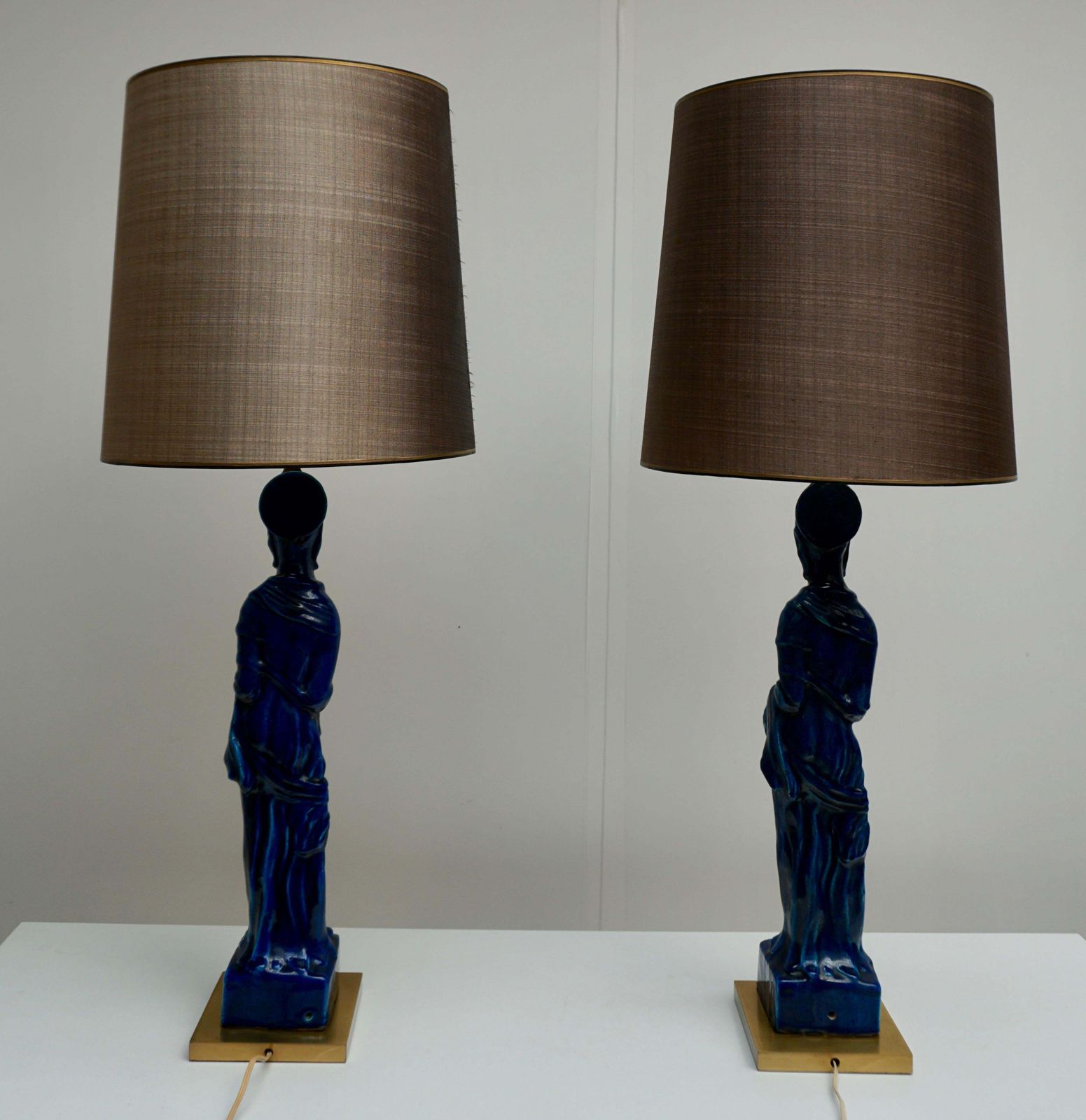 Pair Of Hollywood Regency Standing Buddha Ceramic Table Lamps By Ugo Zaccagnini photo vintage