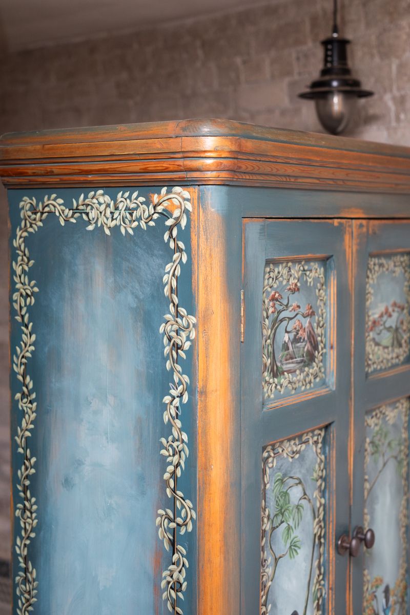 photo vintage 19th Century Pine Cupboard/Armoire/Pantry With Shelves Hand Painted, Completely One Off!