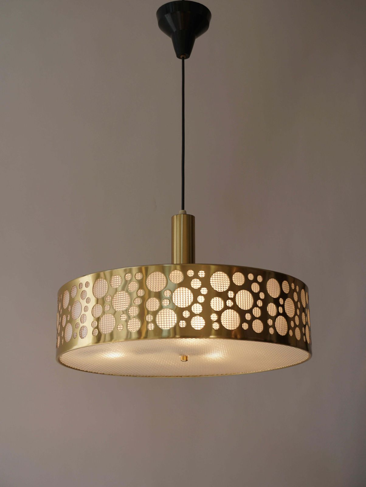 photo furniture Italian Brass Pendant Light