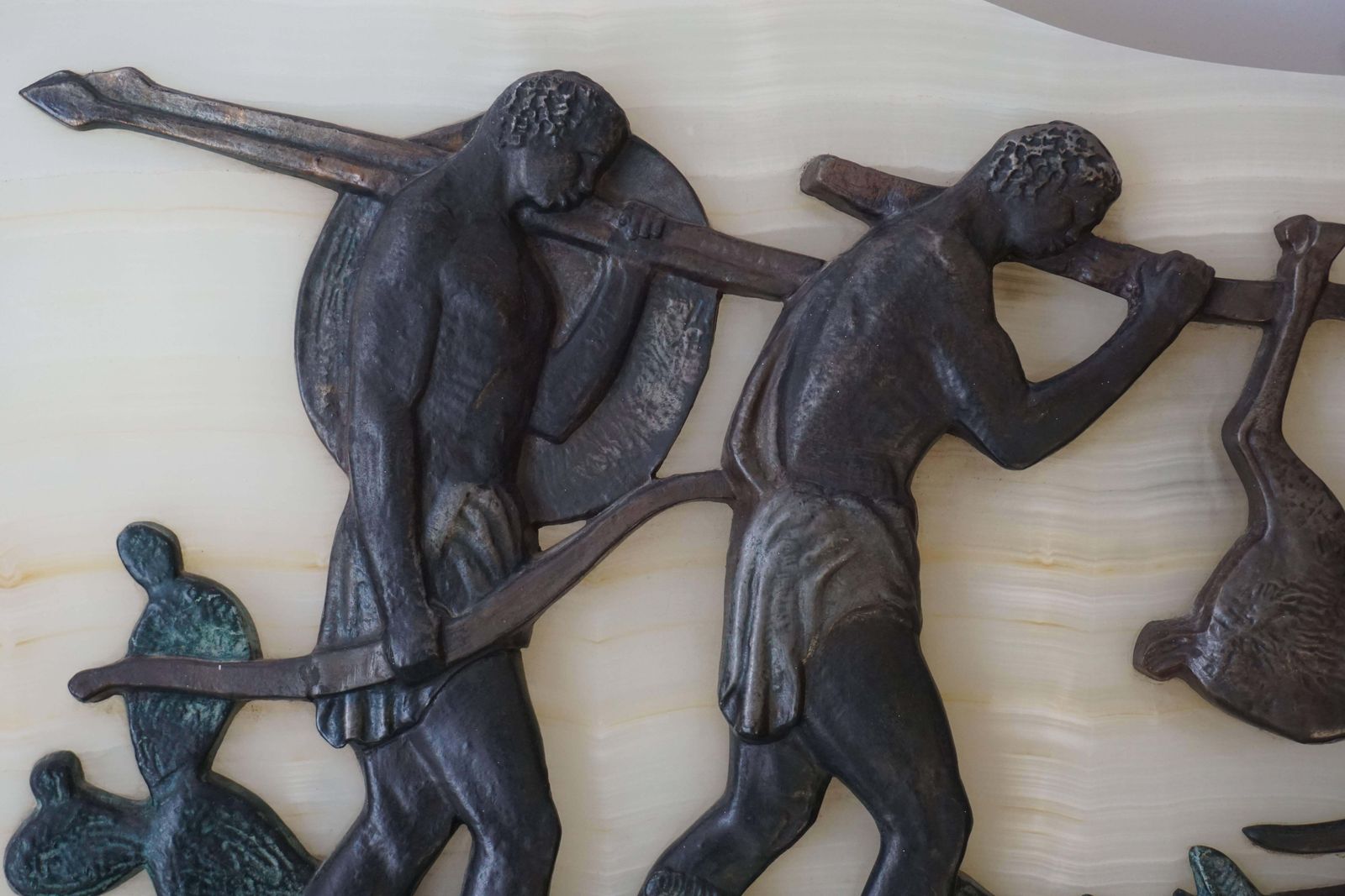 Art Deco Bronze And Onyx Hunting Sculpture photo vinterior