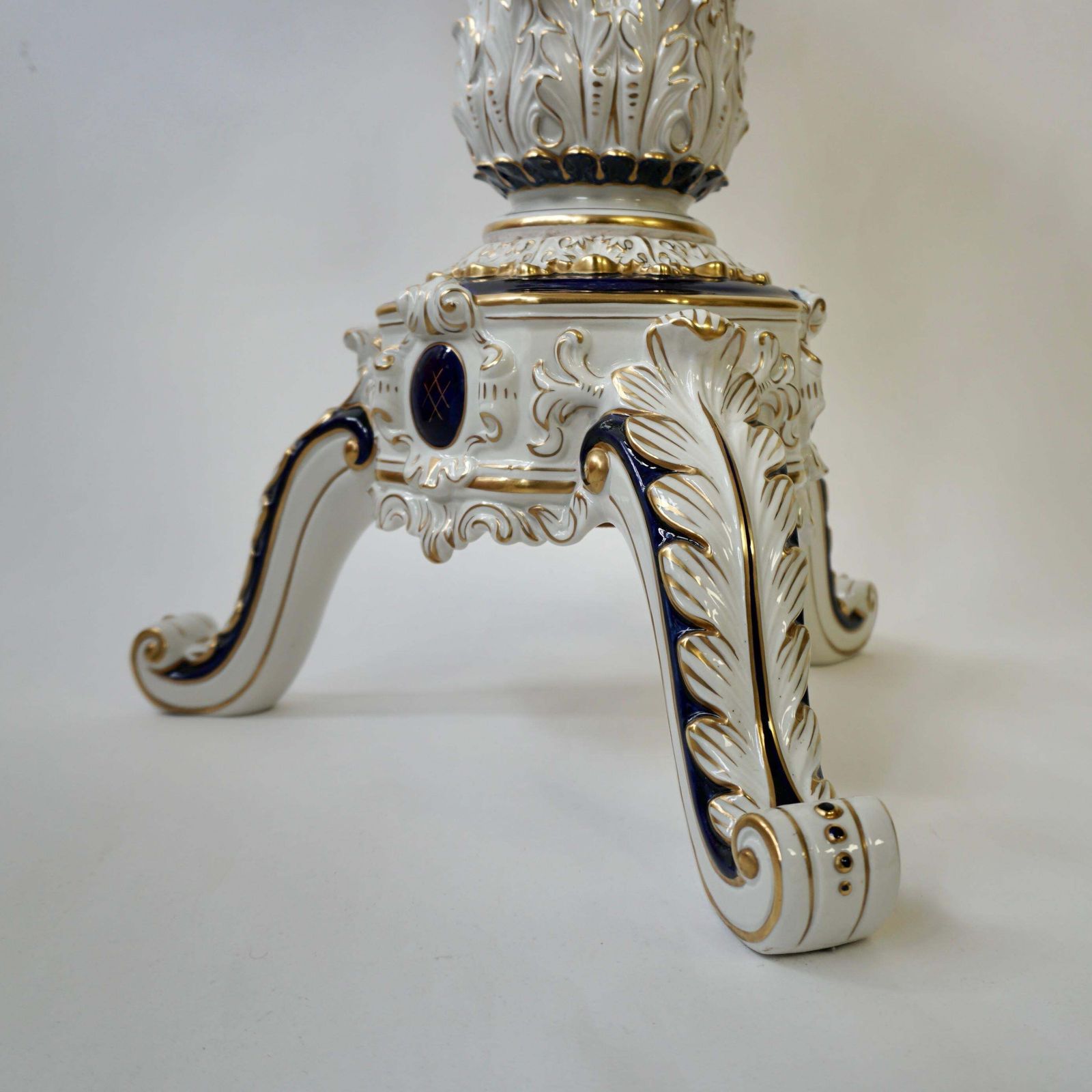 2420.0 Porcelain Hollywood Regency Style Side End Table, Germany, 20th Century photo