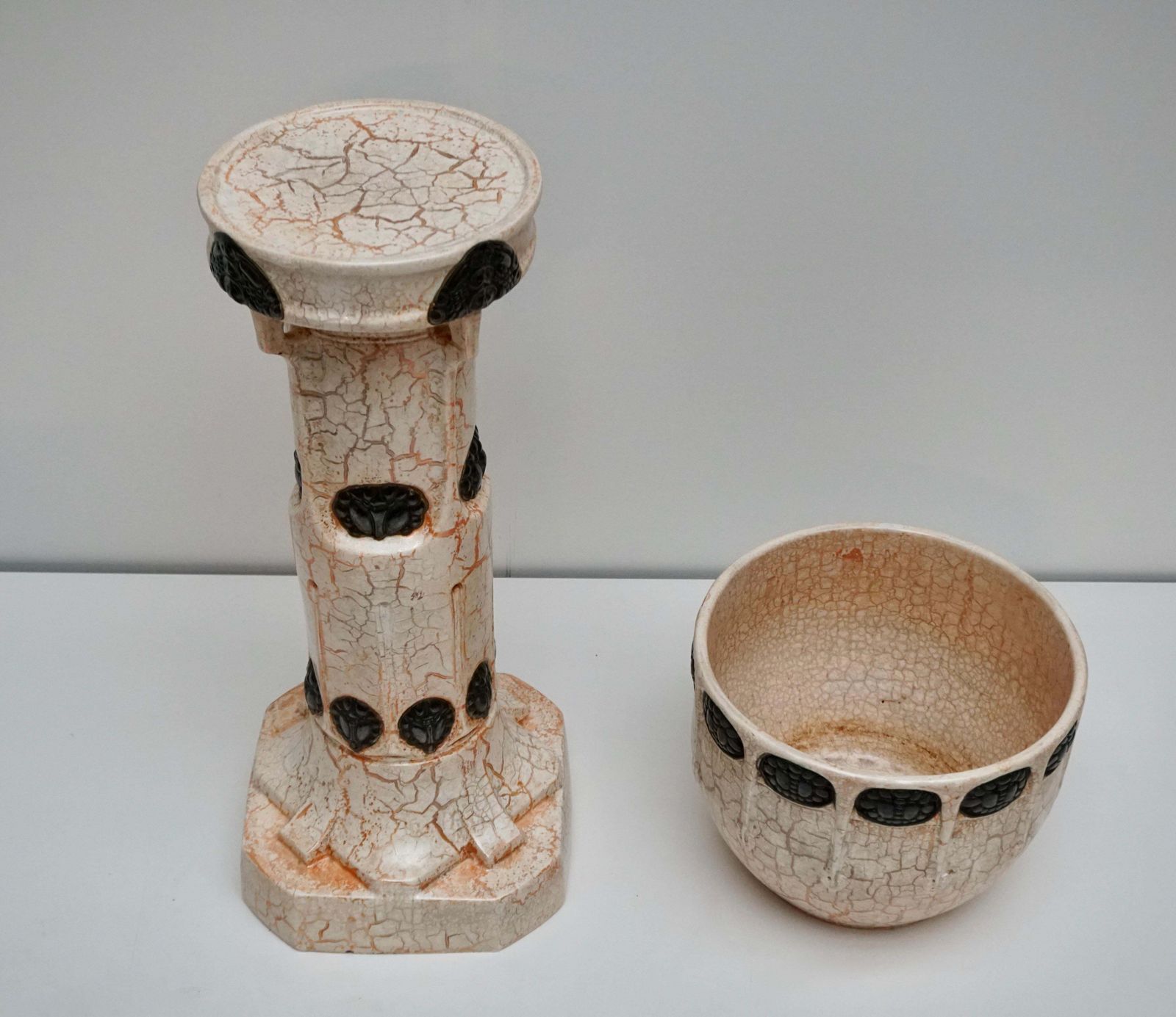 photo furniture Jardinière And Matching Pedestal Stand