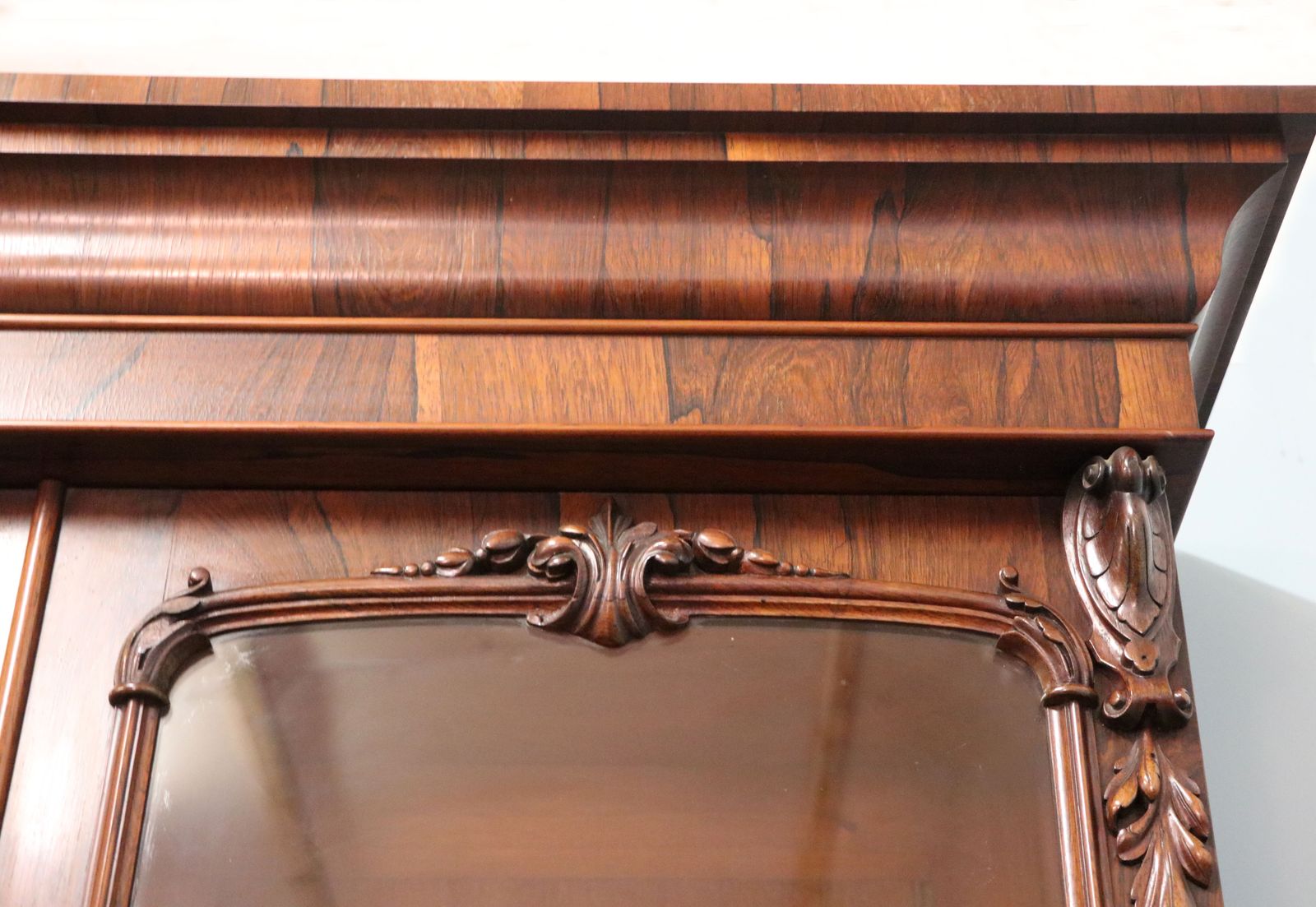 photo vinterior Lovely Early Victorian Secretaire Bookcase Cabinet.