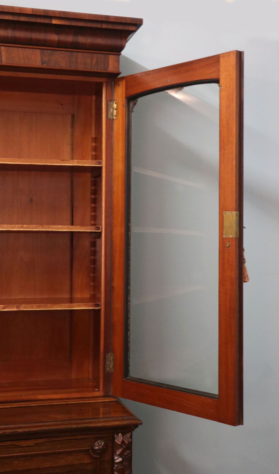 photo vintage Lovely Early Victorian Secretaire Bookcase Cabinet.
