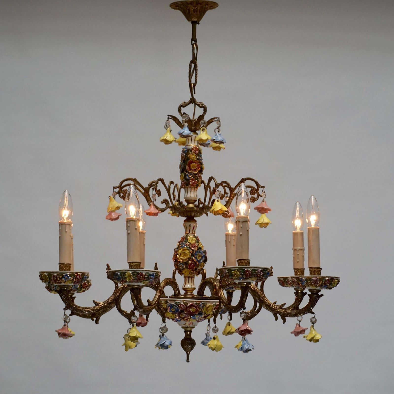 Gilt Iron With Porcelain Flowers Chandelier photo Lighting