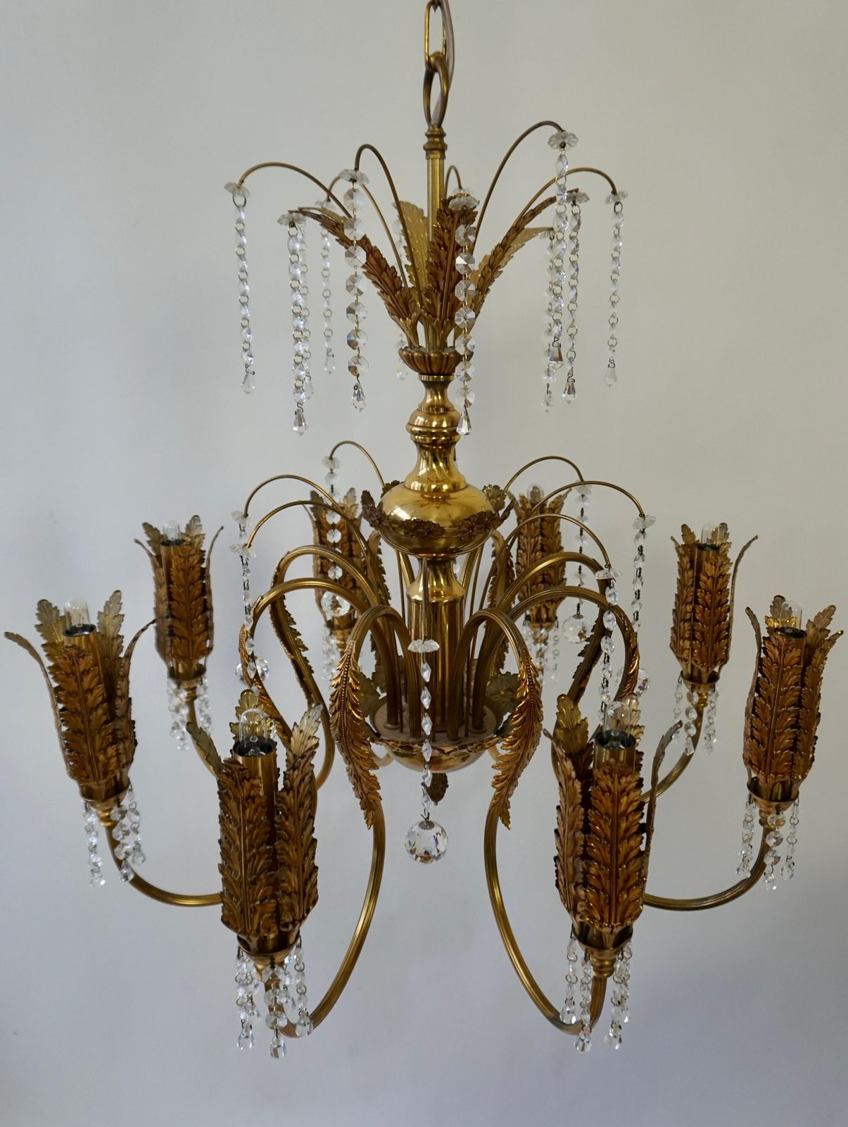 1871.0 Gilt Palm Leaf Hollywood Regency Chandelier With Crystal photo
