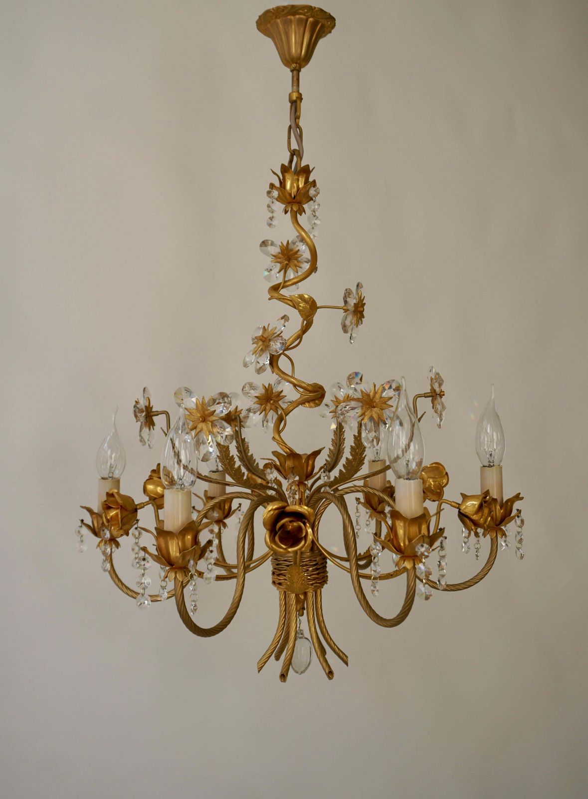 Hollywood Regency Chandelier With Gilded Roses And Crystal Flowers photo Lighting