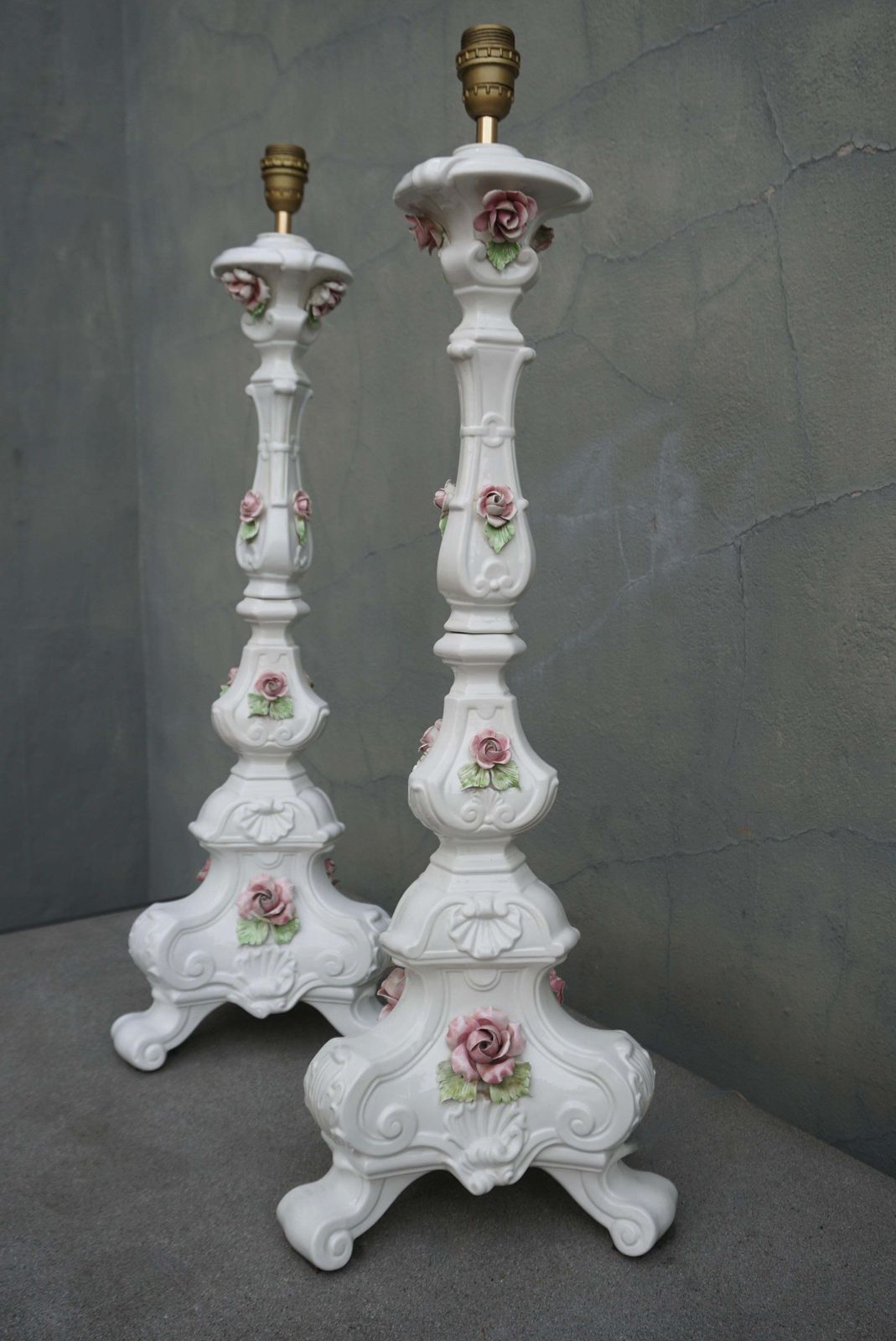 Pair Of Midcentury Italian Rococo Style White Porcelain Lamps photo for sale