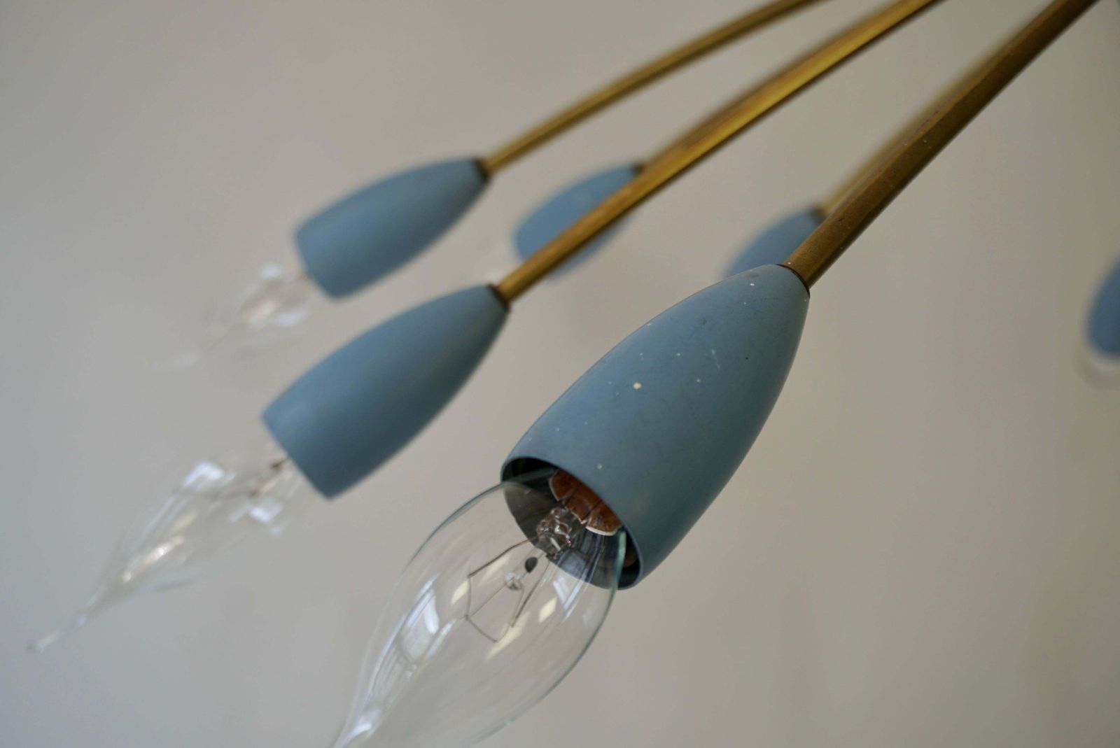 Italian Midcentury Twelve Light Sputnik Flus Chandelier In Stilnovo Style photo vintage