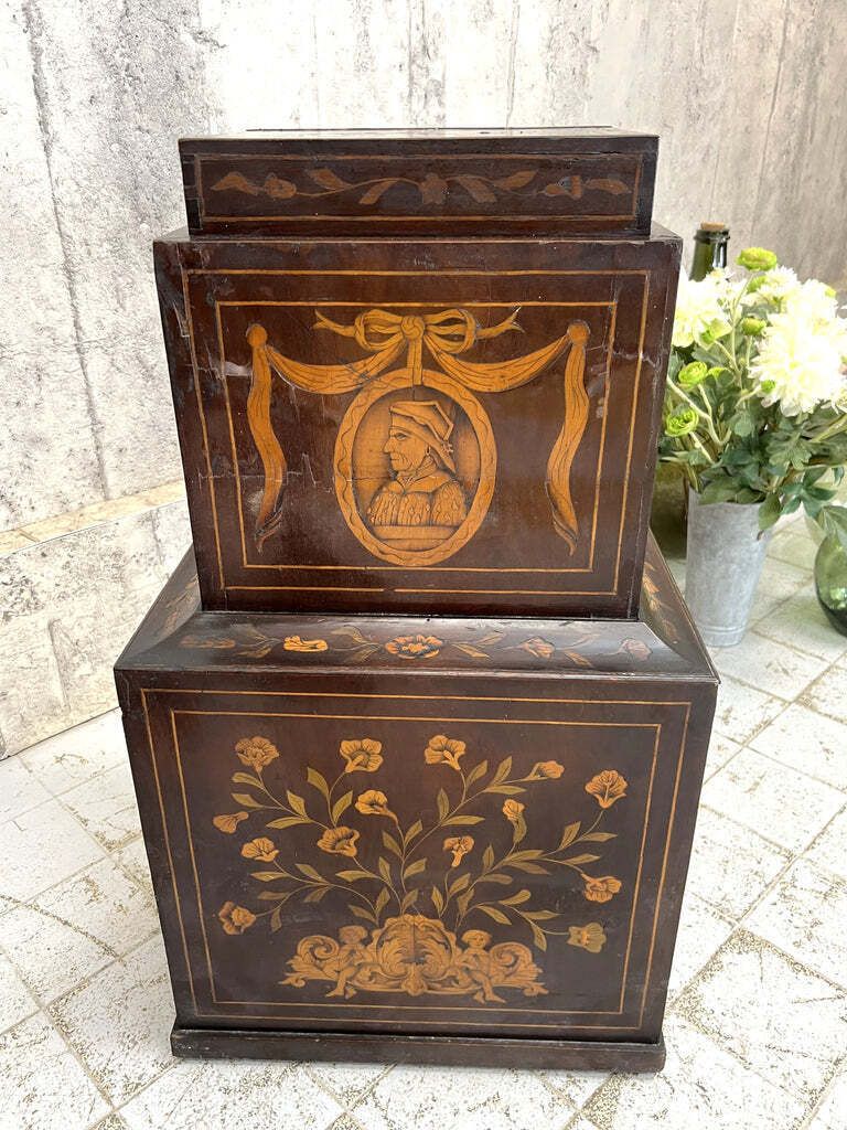 19th Century Continental Style Marquetry Bedside Cabinet Box photo vinterior