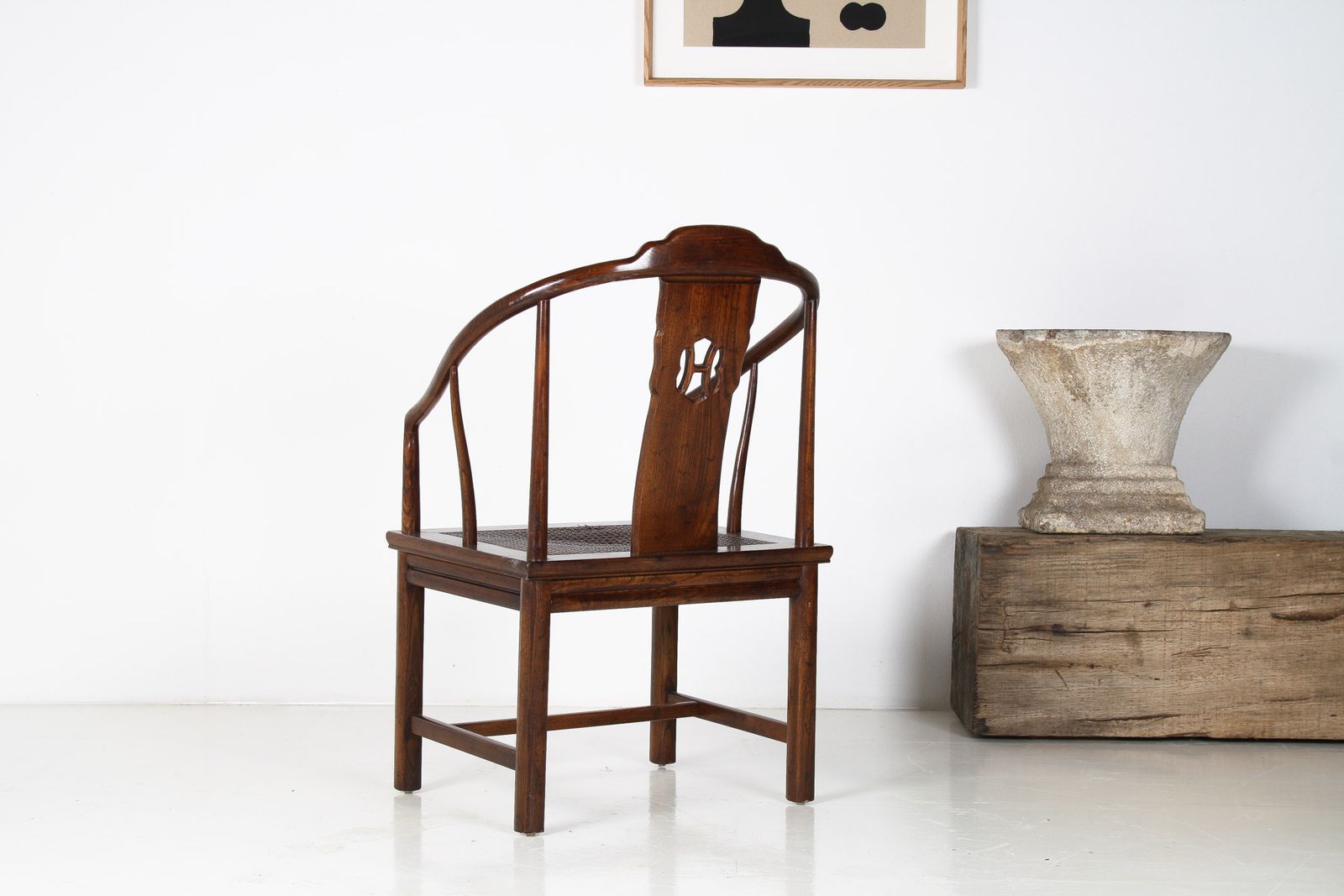 An Antique Chinese Horseshoe Hongmu Late Qing Chair photo Furniture