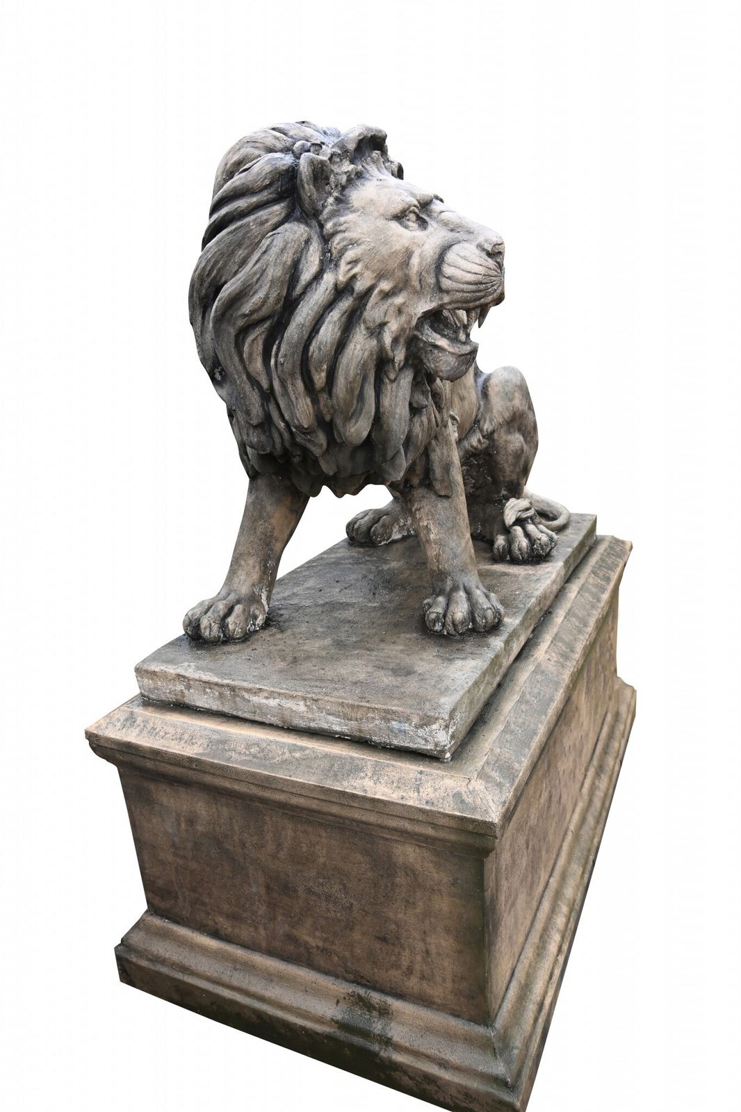 photo vinterior Pair Lifesize Lion Gatekeeper Statues Stone Country House