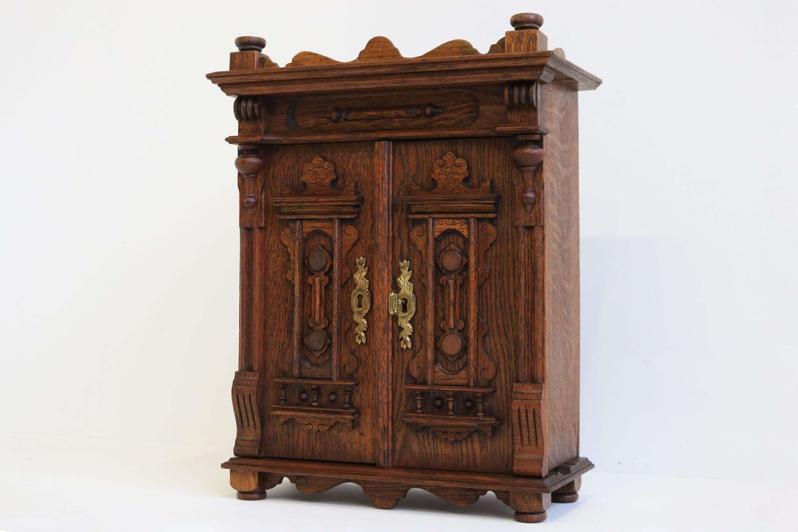 Antique 19th Century Neoclassical Wall Cabinet / Small Cabinet Carved Oak photo 1010.0
