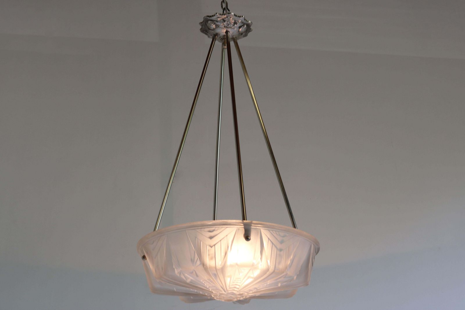 Geometrische Art Deco Hanglamp / Kroonluchter, 1930, Frankrijk, Muller Frères Luneville photo vinterior