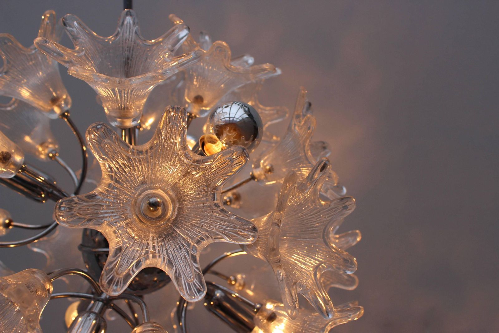 photo furniture Midcentury Italian Murano Glass Sputnik Chandelier By Paolo Venini For Veart