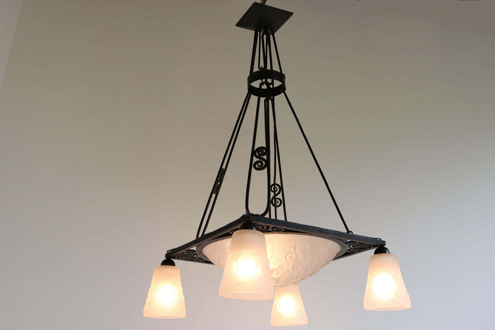 Antique French Art Deco Chandelier By Muller Frères Wrought Iron Geometric 1930 photo vinterior