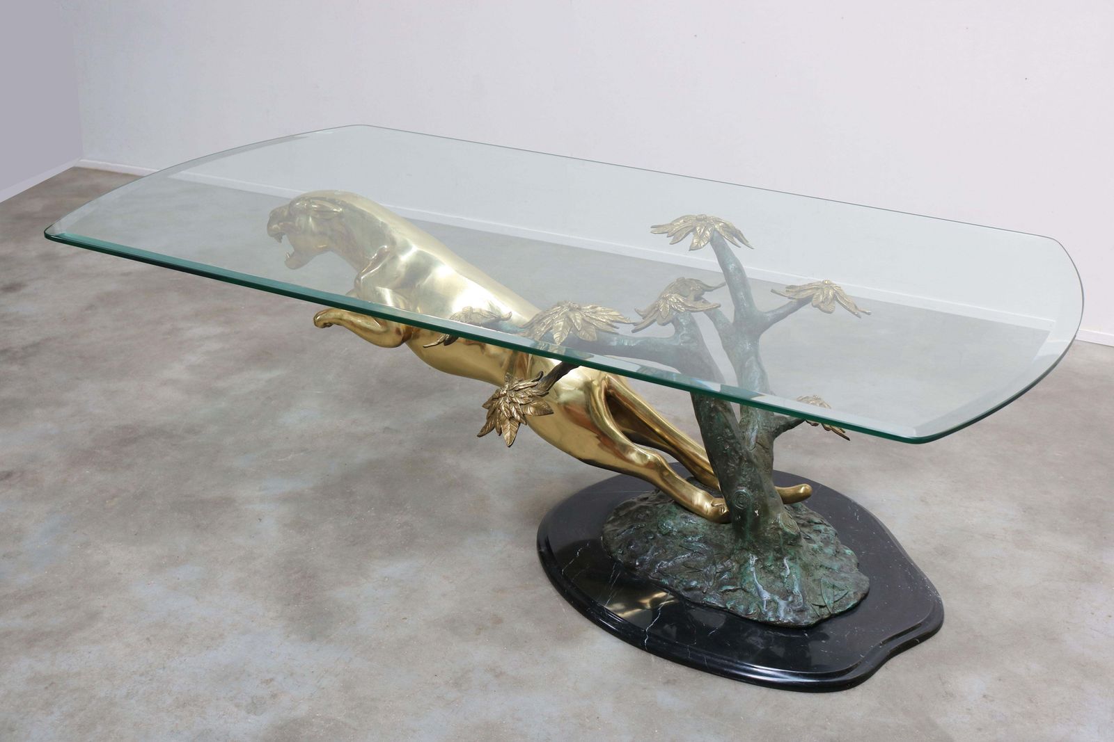 Rare Hollywood Regency Coffee Table / Center Leaping Panther 1960 Maison Jansen photo Furniture