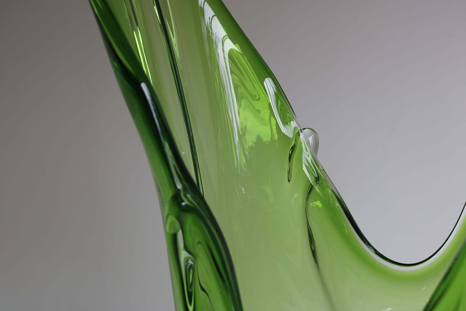Large 5.4kg Italian Murano Glass Vase Attr. Fratelli Toso 1950 Green Sommerso photo buy