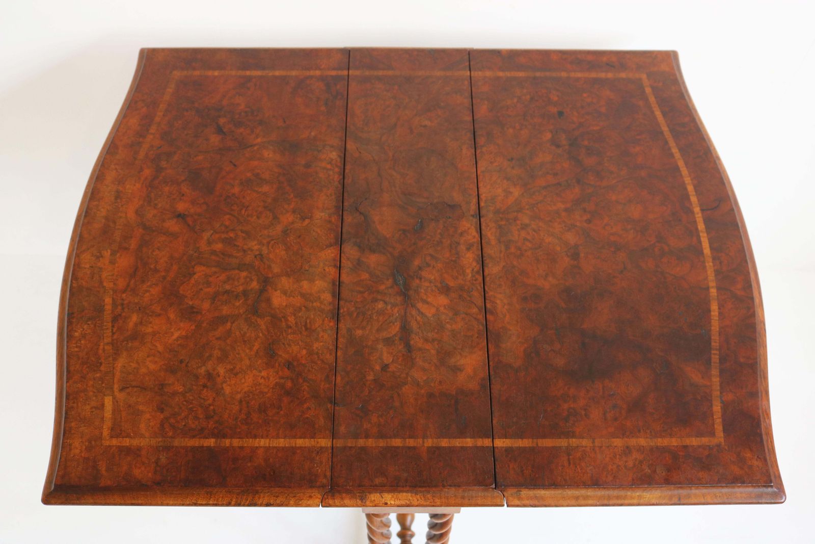 1829.0 Antique English Barley Twist Foldable Table / Gate Leg Table 19th Century Burl photo