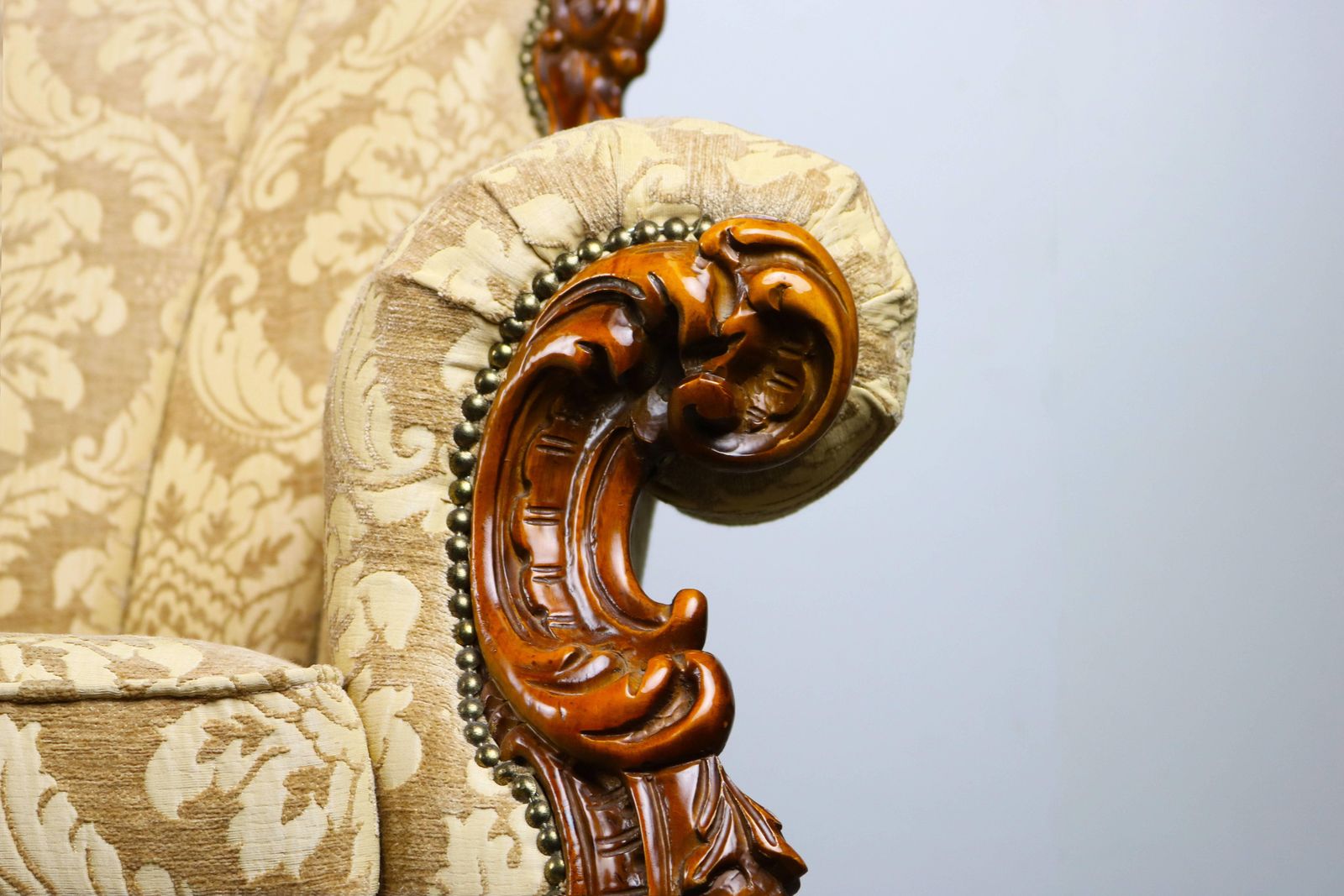 Antieke Italiaanse Loungstoelen In Rococo / Barok Stijl – Bruin/Beige photo vintage