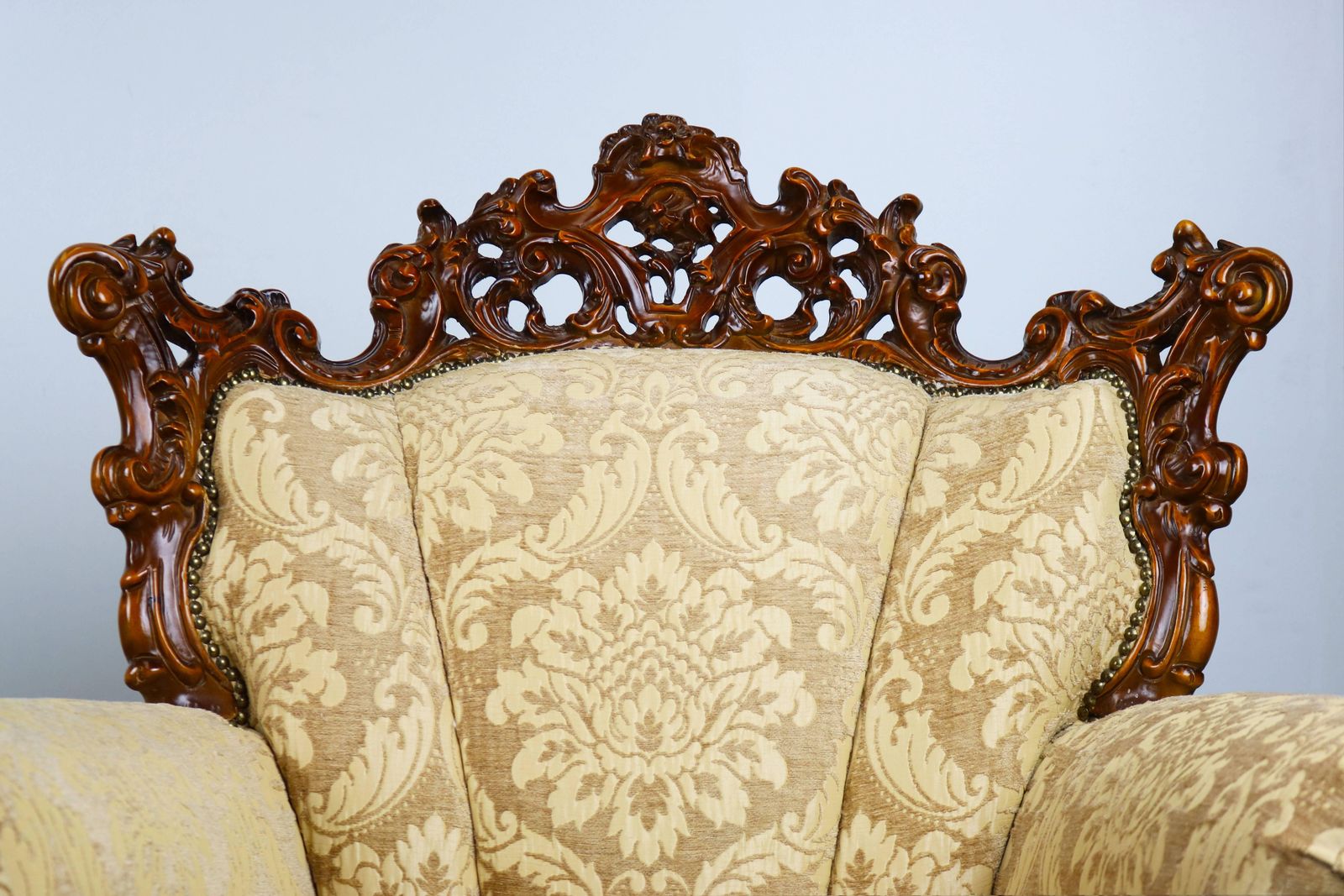 photo furniture Luxurious Antique Italian Lounge Chairs In Rococo / Baroque Style Brown Beige
