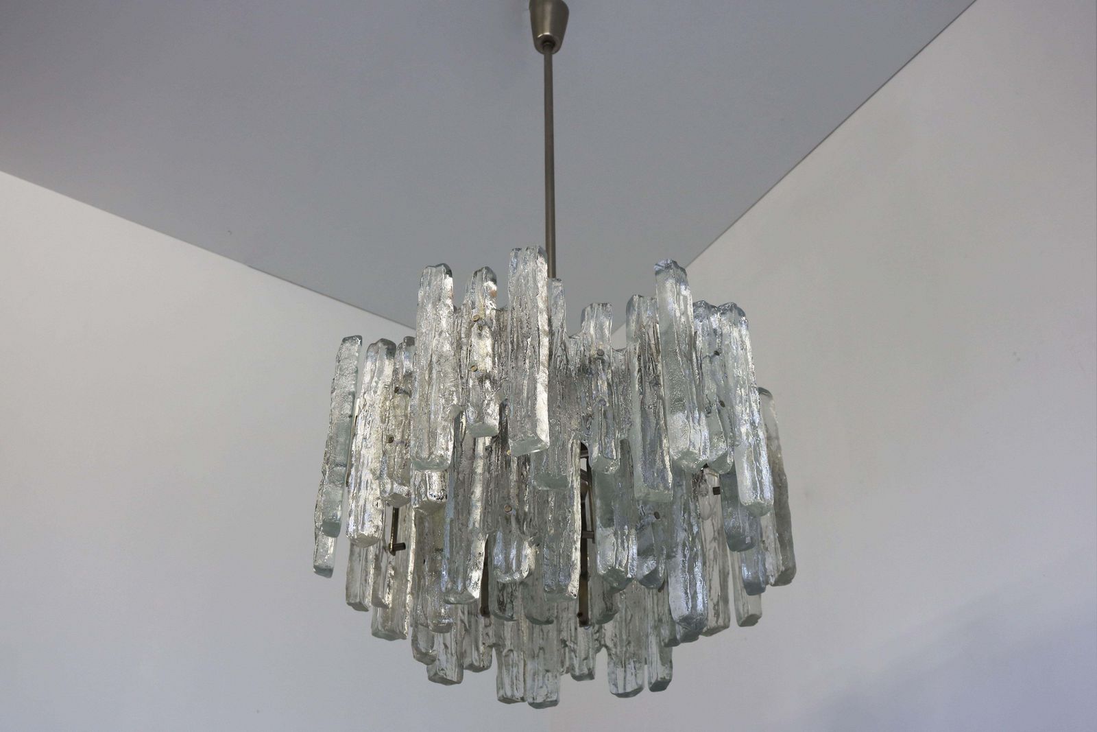 Large Mid Century Modern Chandelier Ice Glass From J.T. Kalmar 18 Lights Austria photo 2878.0