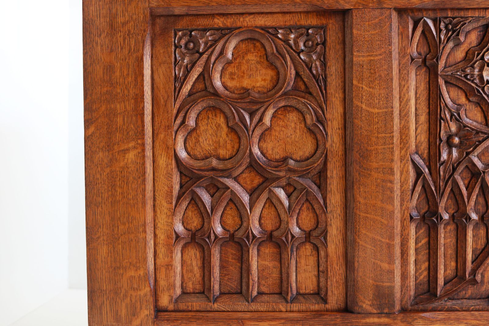 Antique French 19th Century Gothic Revival Blanket Chest Carved Oak Forged Iron photo vinterior