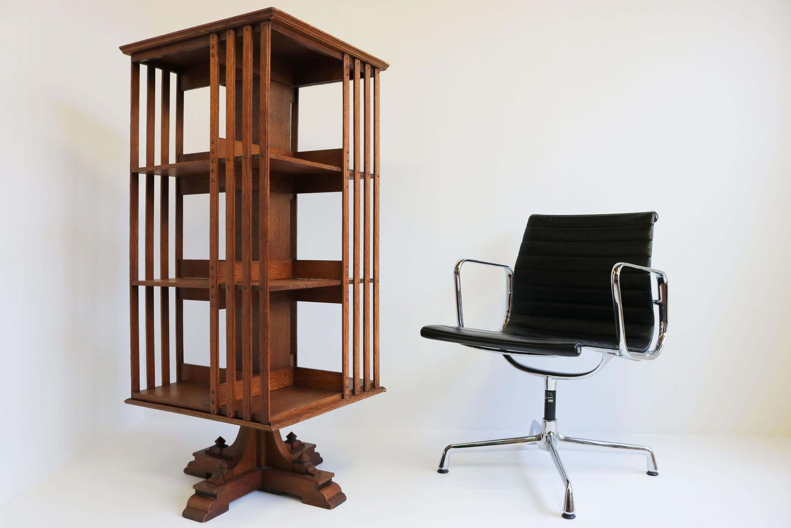 Zeldzame Grote Antieke Franse Art Deco Draaibare Boekenkast – Eiken – Studeerkamer/Bibliotheek/Kantoor photo furniture