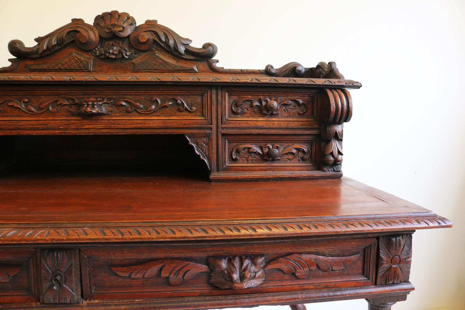 Frans Antiek Schrijfbureau Uit De 19e Eeuw – Black Forest Hunt Renaissance Revival photo buy