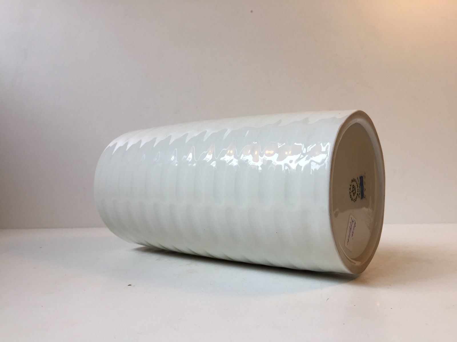 Danish Modern White Celadon Vase By Anni Jeppesen For Royal Copenhagen, 1970s photo 368.0